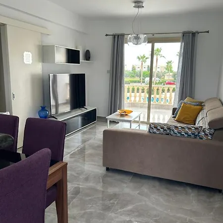 Apartament Mandria With Pool Pafos